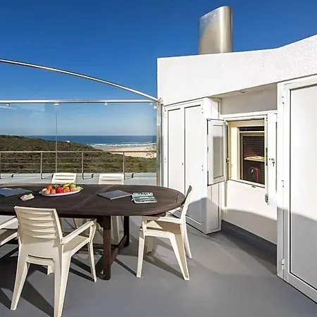 Sleeps 10 Pool Air Con Wifi * Boinheira
